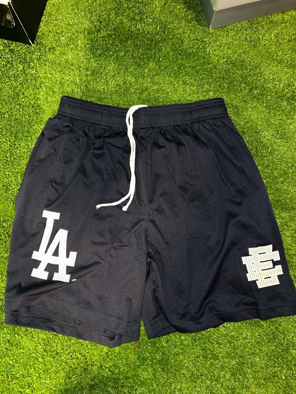 Eric Emanuel x MLB Los Angeles Dodgers Navy Mesh Basic Shorts - Picture 3 of 3